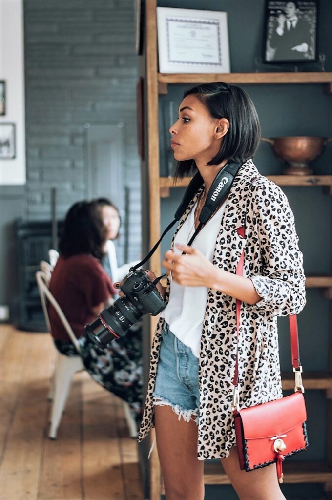 How To Look Fashionable With Leopard Bags –